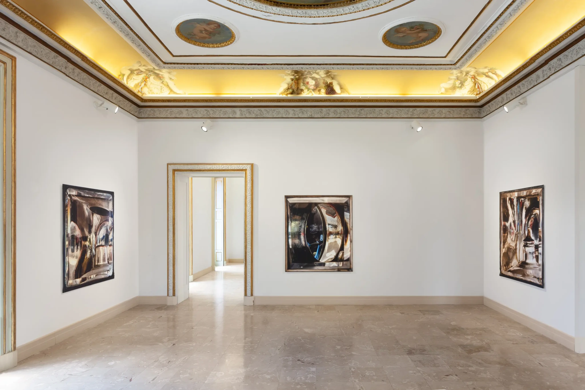 Installation view Storie di Pietròfori e Rasomanti, Museo Pignatelli, Naples, 2019