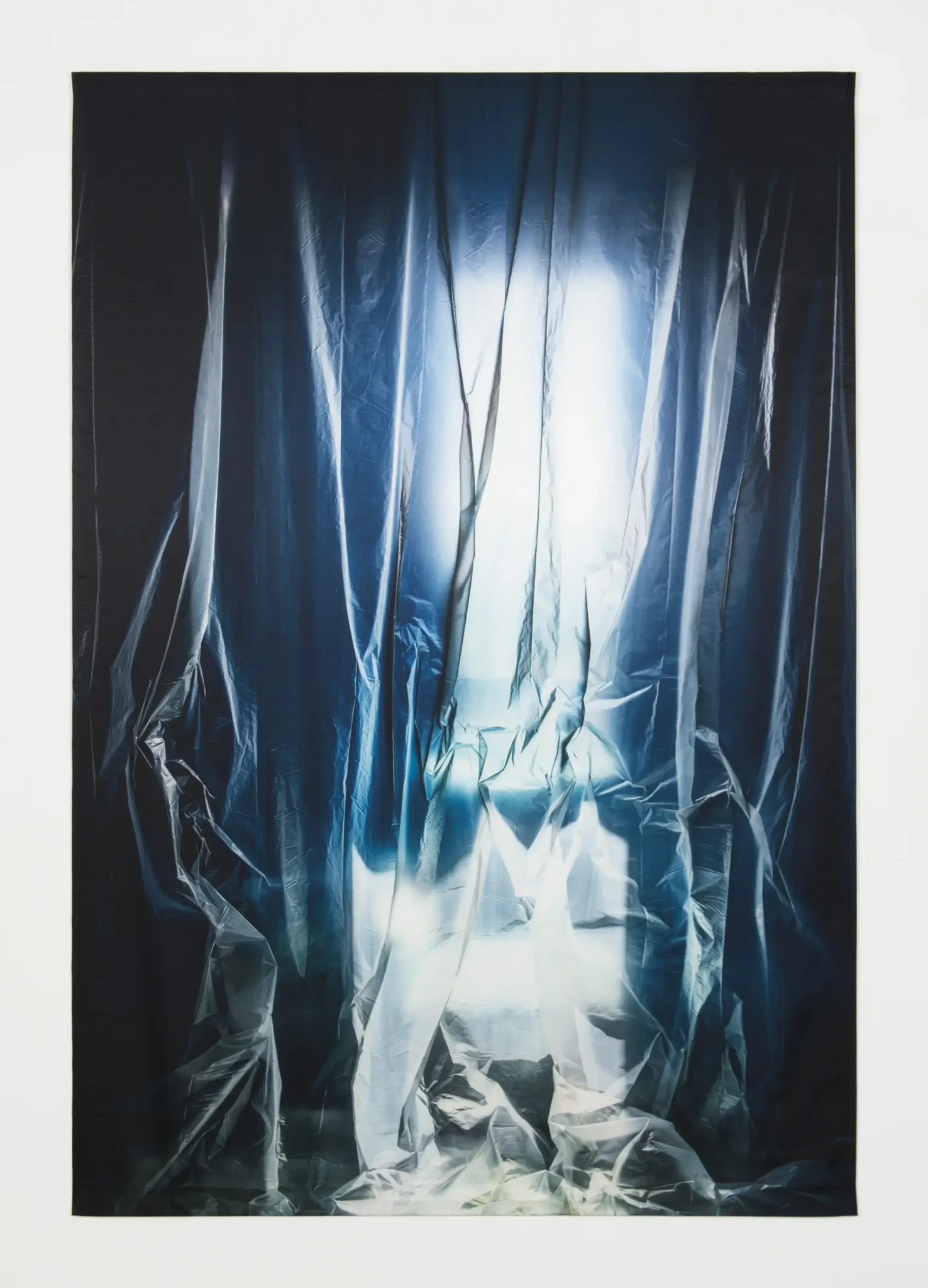 Untitled (3262), 2020 photograph printed on satin 199 × 137 cm